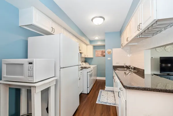 $235,000 | 7934 164th Place, Unit 7934, Tinley Park, IL 60477