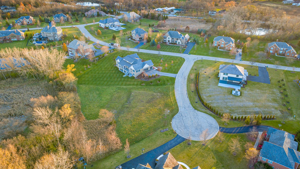 23697 North Matthew Court Long Grove, IL 60047 - Photo 6 of 17 unknown