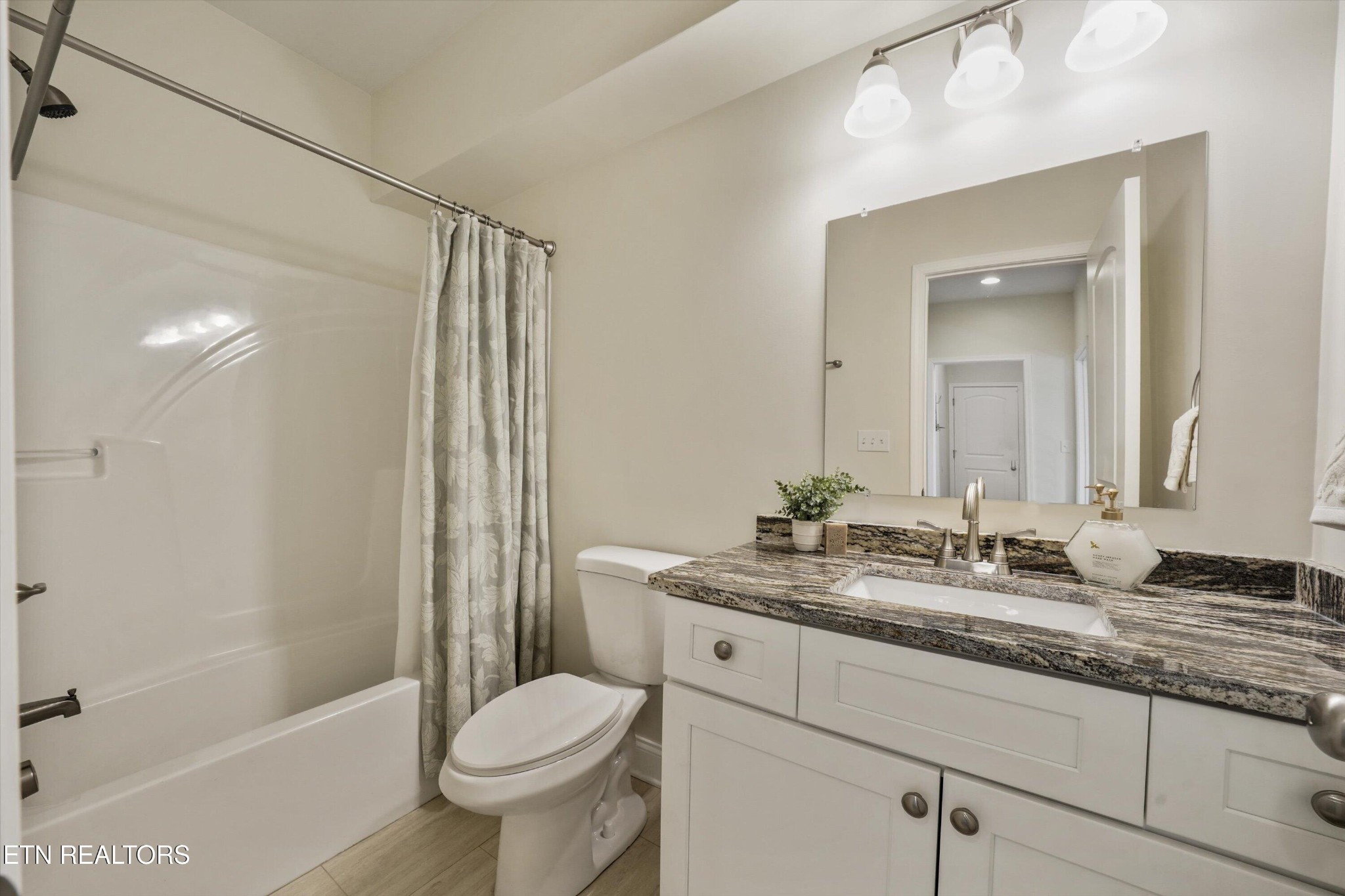 117 Crossroads Boulevard Oak Ridge, TN 37830 - Photo 38 of 60 Gallery Image 38
