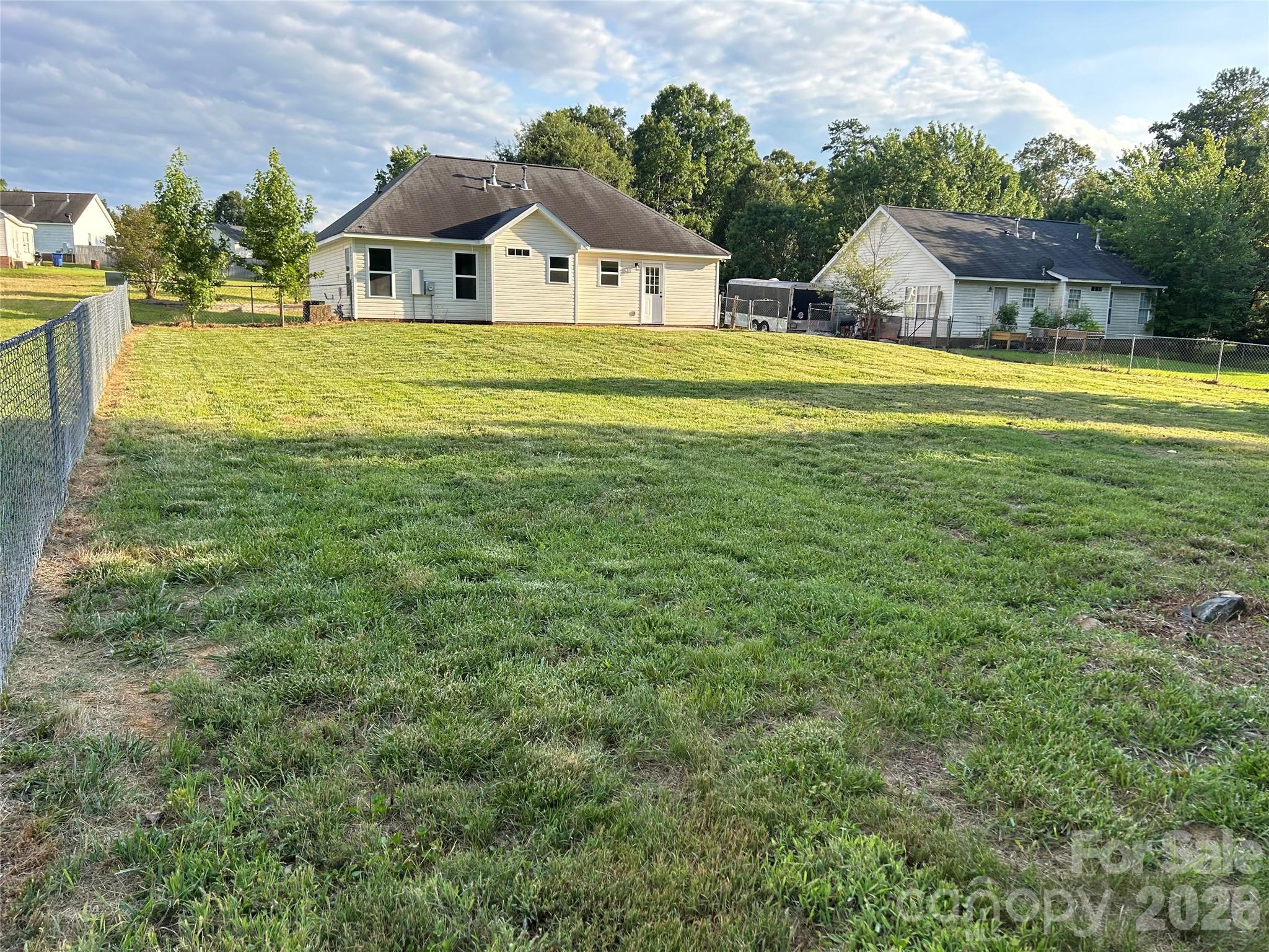 1002 Crescent Way Wingate, NC 28174 - Photo 3 of 24