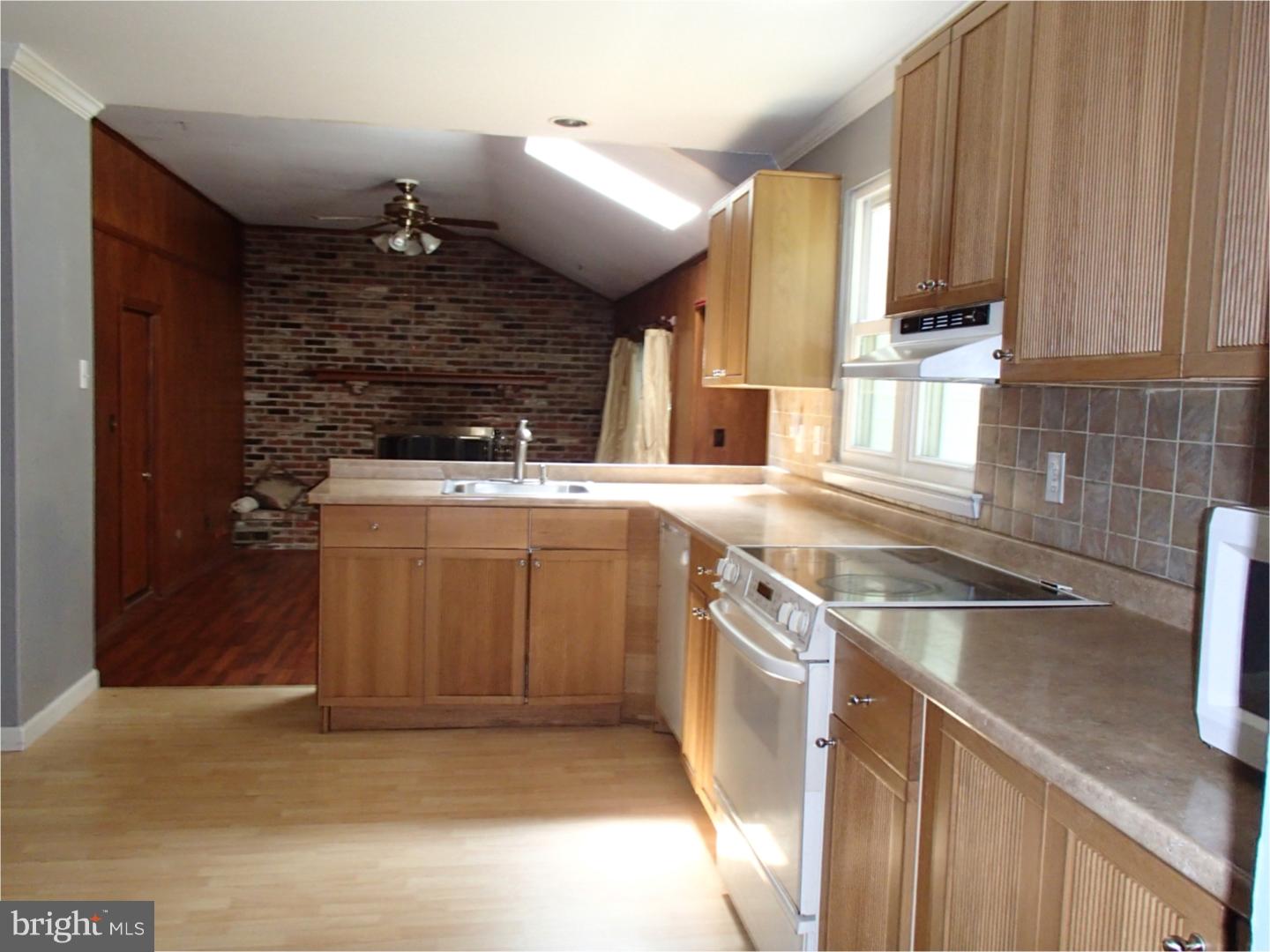 409 Forge Lane Exton, PA 19341 - Photo 8 of 18 Gallery Image 8