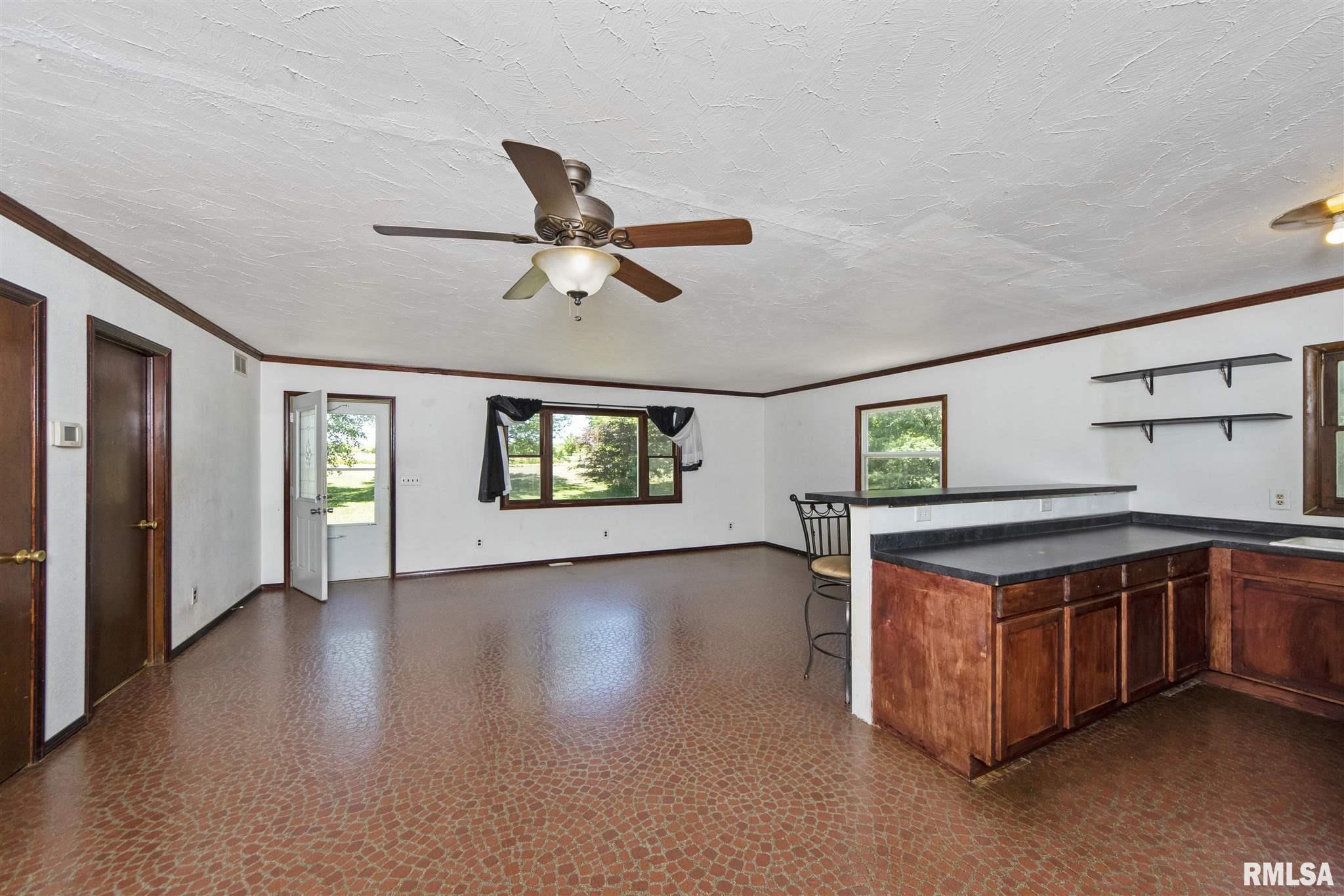7139 Lake Road Hopedale, IL 61747 - Photo 13 of 40 Gallery Image 13