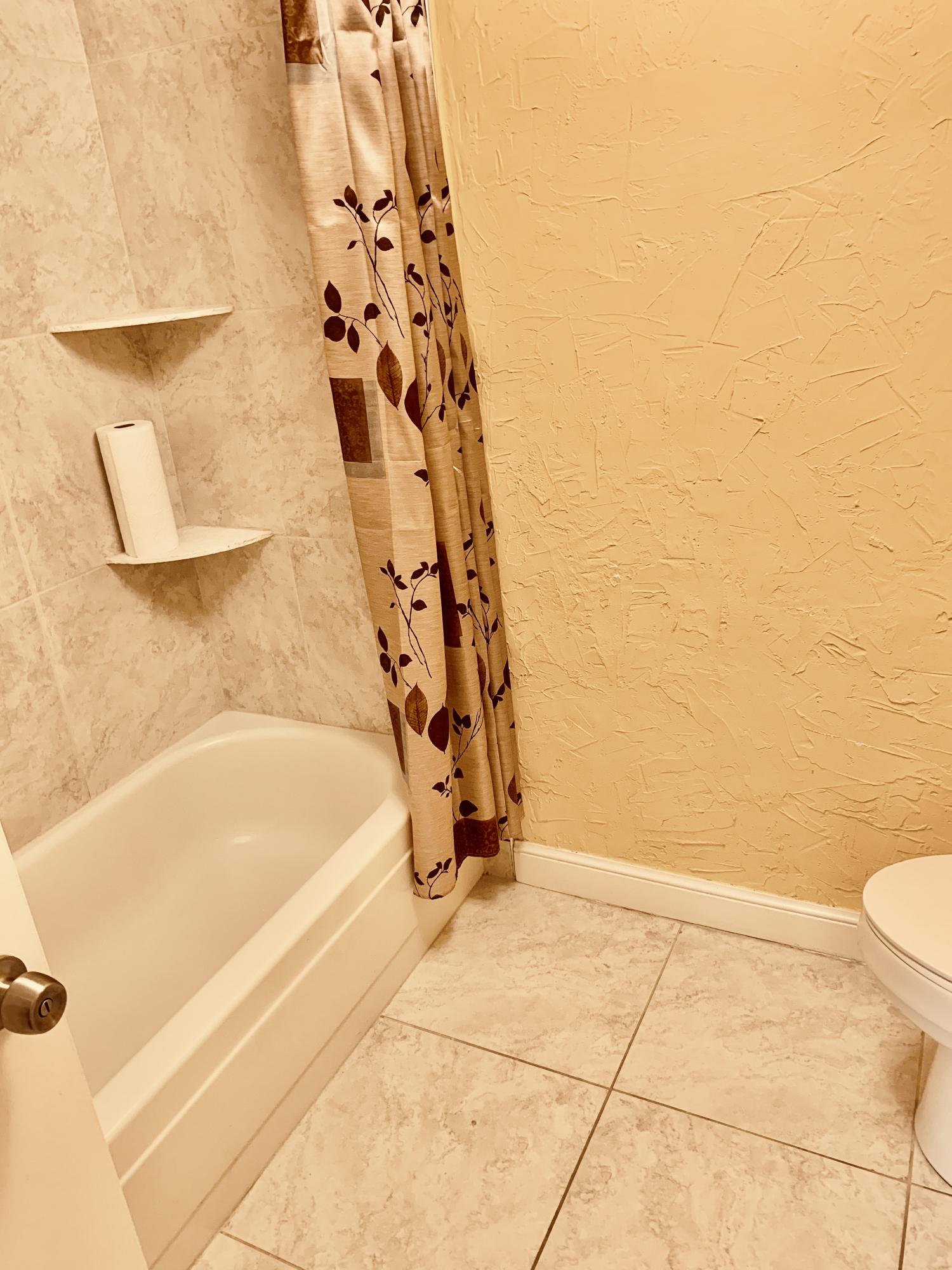 5301 Northwest 2nd Avenue, Unit 207 Boca Raton, FL 33487 - Photo 15 of 17 Bathroom 1