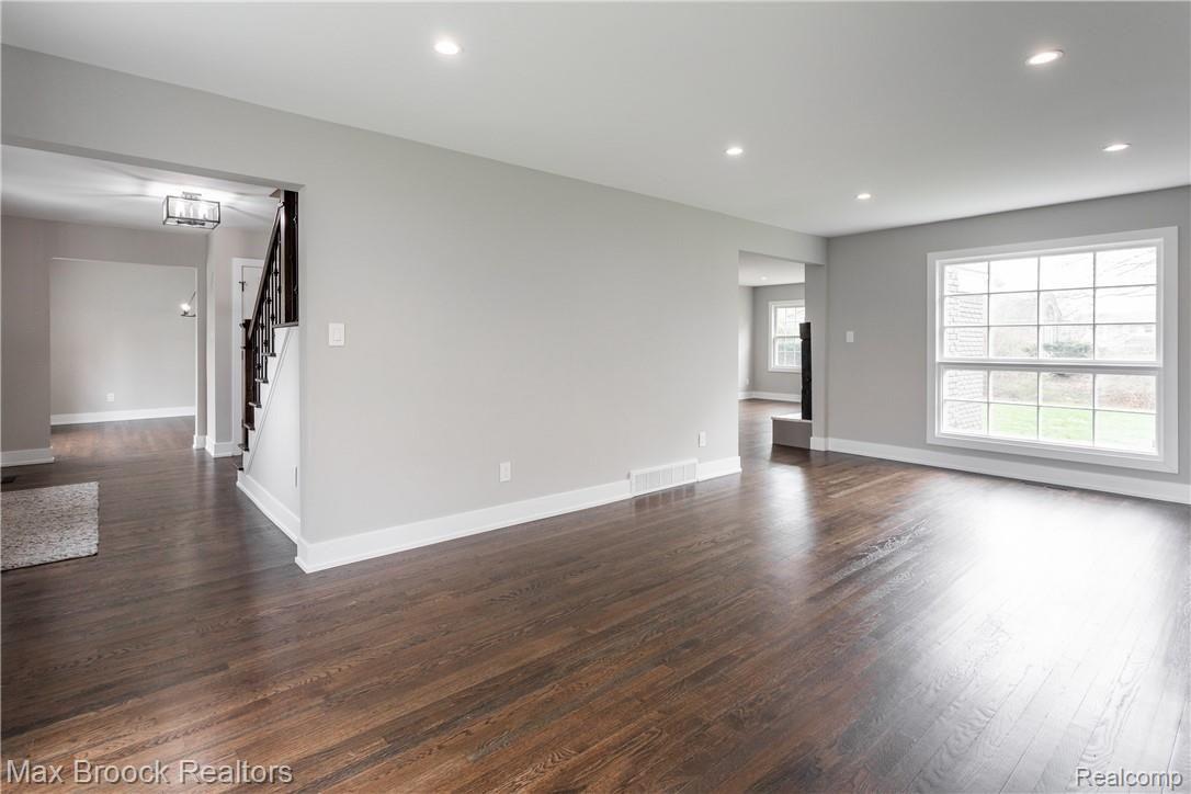 4705 Quarton Road Bloomfield Hills, MI 48301 - Photo 21 of 43 Quarton Gleaming HWF and LED Lighting Package