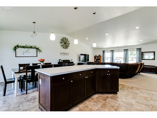 29097 Milliron Road Junction City, OR 97448 - Photo 11 of 32 Gallery Image 11