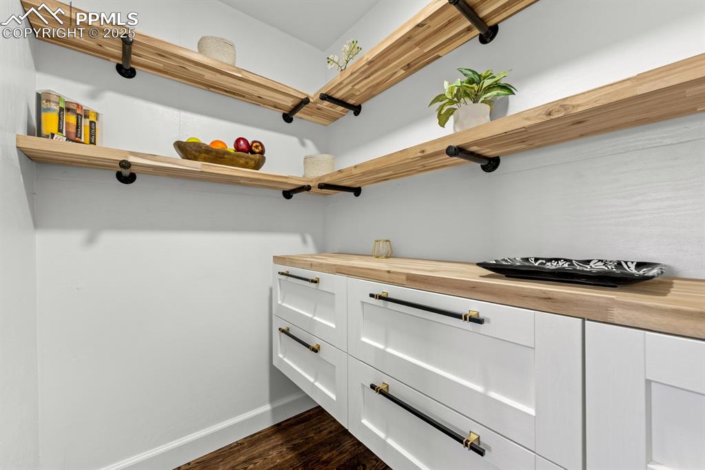 29767 Preston Road Pueblo, CO 81006 - Photo 17 of 46 a utility room with dryer and washer