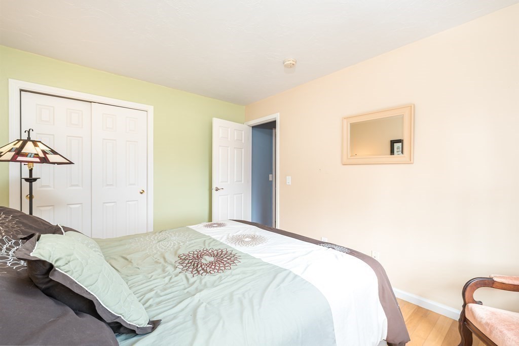 44 Fiskdale Road Brookfield, MA 01506 - Photo 23 of 33