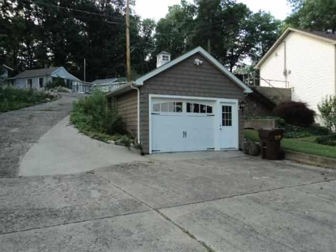 3045 West Sycamore Beach Road Angola, IN 46703 - Photo 16 of 17 Gallery Image 16