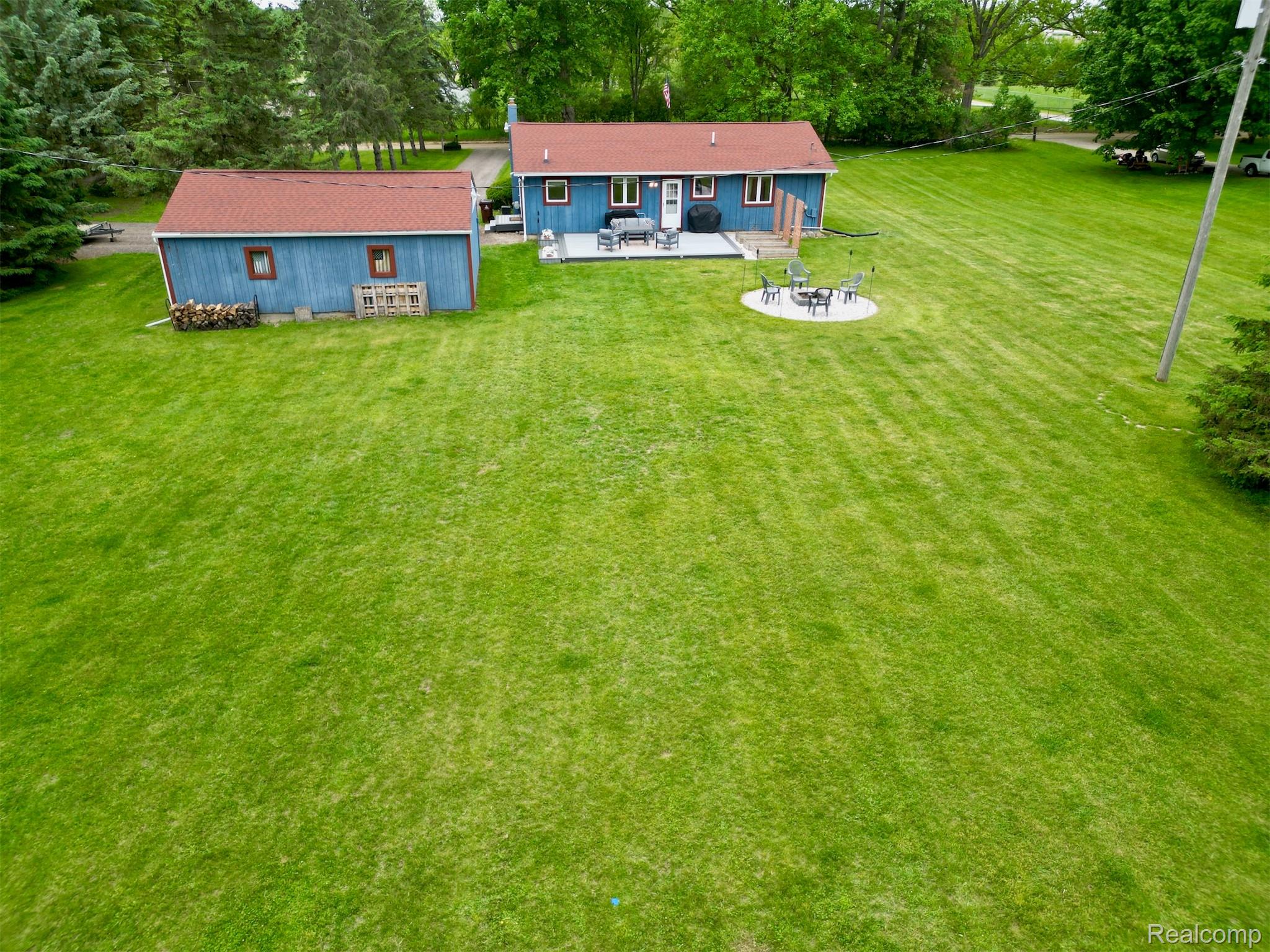 3350 Cemetery Road Fowlerville, MI 48836 - Photo 40 of 54 dji_fly_20260527_152824_11_1779906131502_photo.jpeg