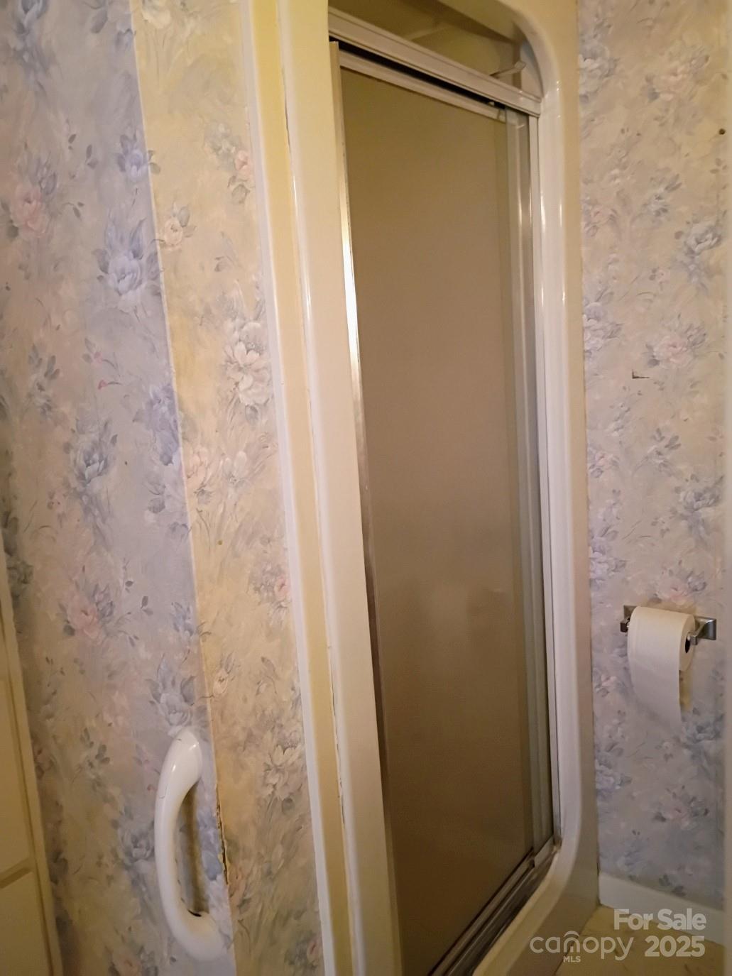 141 Justice Drive Rutherfordton, NC 28139 - Photo 19 of 30 a bathroom with a shower