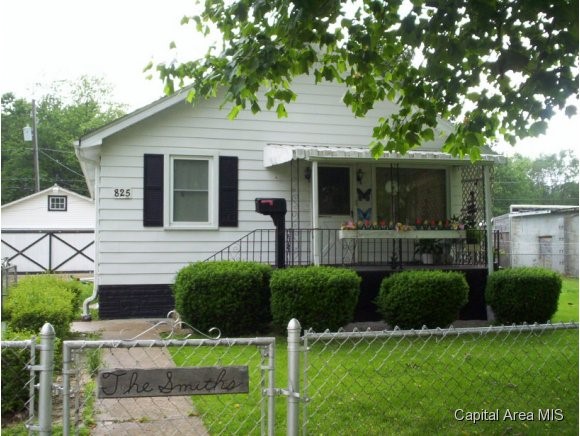 825 North Wesley Street Springfield, IL 62702 - Photo 1 of 3