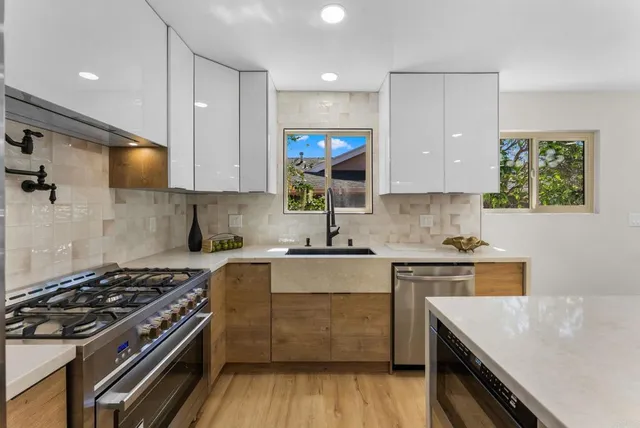 $1,169,000 | 4984 Gaylord Drive, San Diego, CA 92117