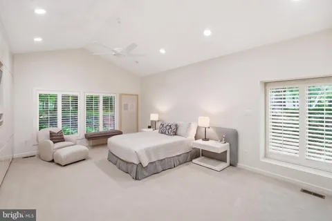 $1,829,000 | 11815 Beekman Place, Rockville, MD 20854