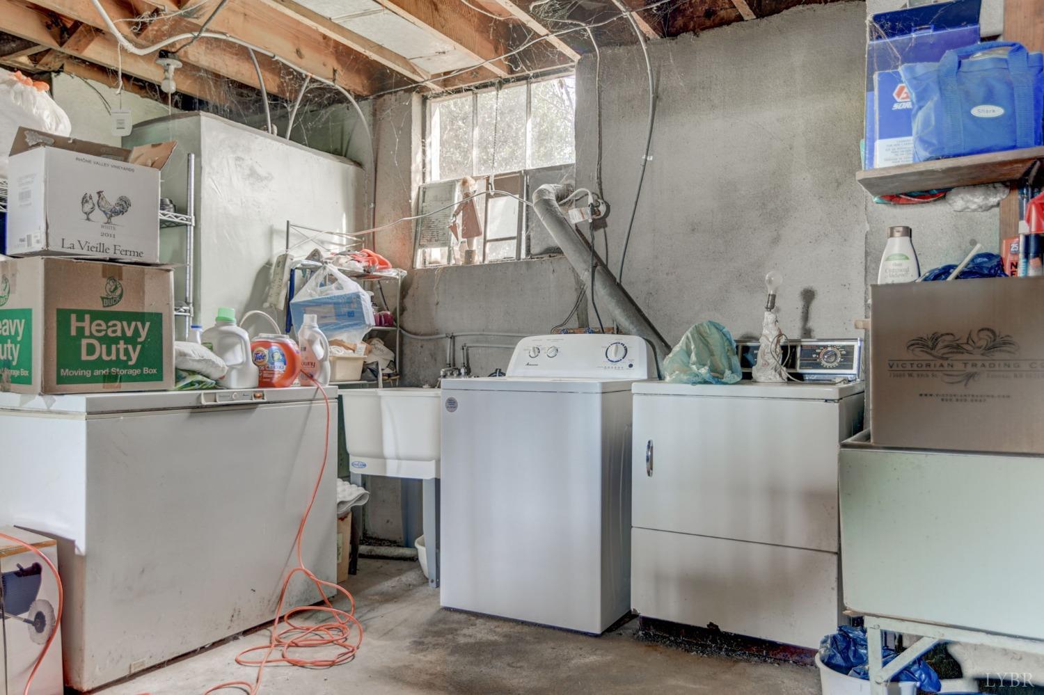 231 Epsons Road Long Island, VA 24569 - Photo 28 of 38 a utility room with dryer and washer