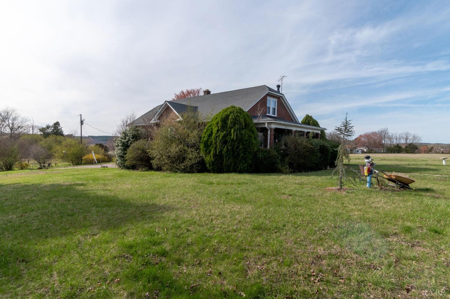 231 Epsons Road Long Island, VA 24569 - Photo 29 of 38 a view of a house with a back yard