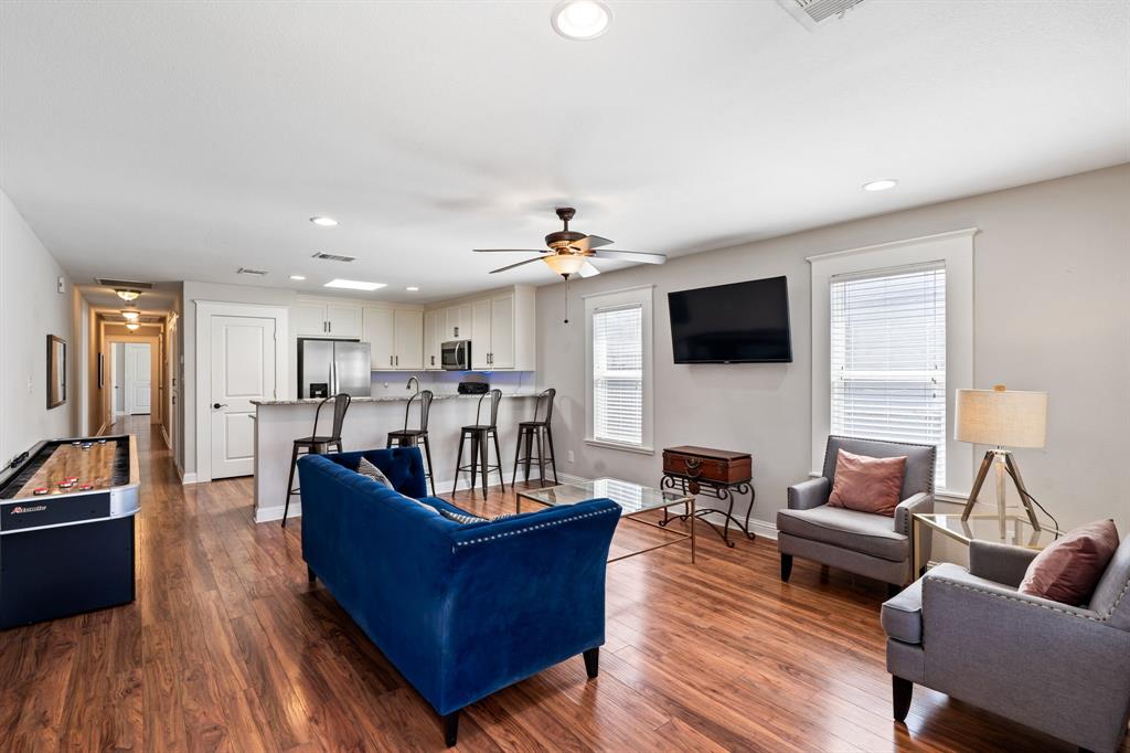 816 North Beckley Ave  