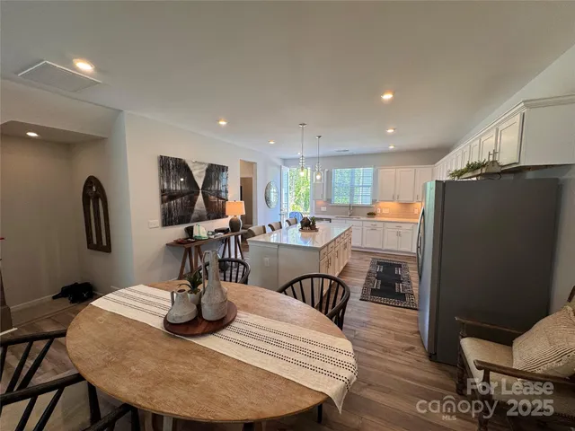 $2,300 | 4326 Reed Creek Drive, Sherrills Ford, NC 28673