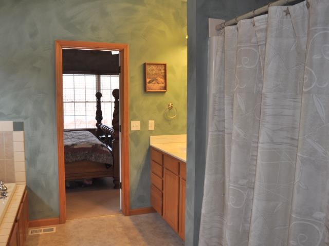 21804 Rodway Road Edwardsburg, MI 49112 - Photo 14 of 30 Gallery Image 14