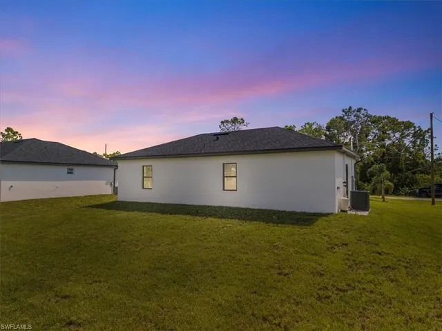 $269,000 | 739 Ferguson Avenue South, Lehigh Acres, FL 33974