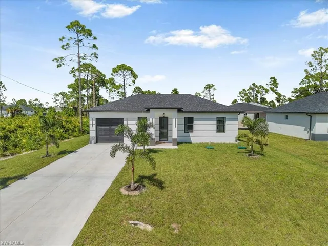 $269,000 | 739 Ferguson Avenue South, Lehigh Acres, FL 33974