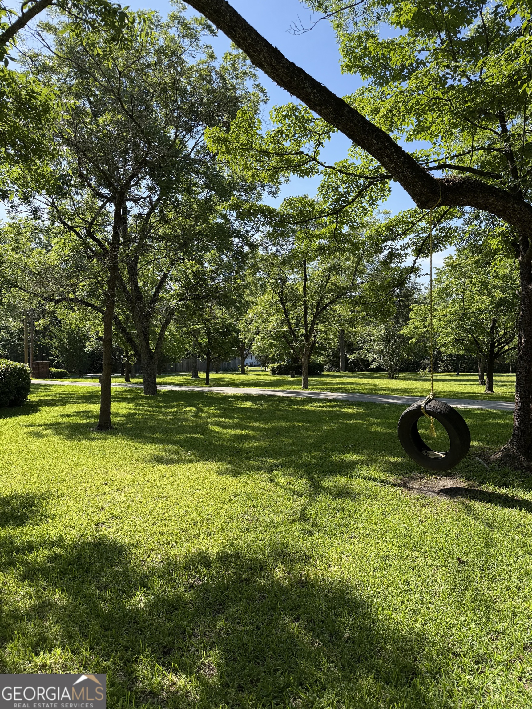 112 Geneva Street Dublin, GA 31021 - Photo 7 of 63