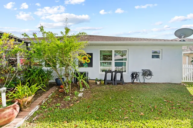 $405,900 | 661 Southeast 25th Drive, Okeechobee, FL 34974
