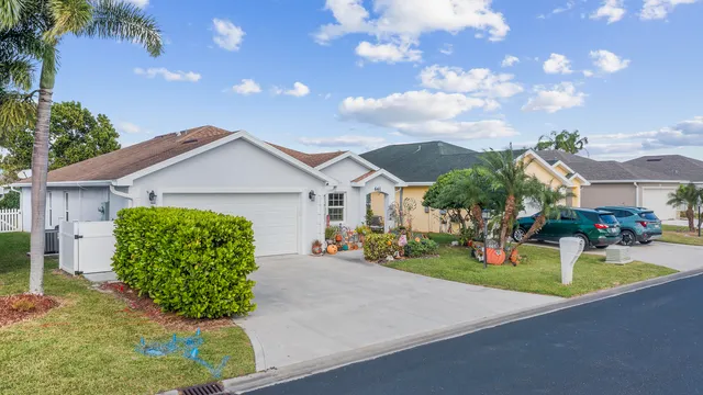 $405,900 | 661 Southeast 25th Drive, Okeechobee, FL 34974