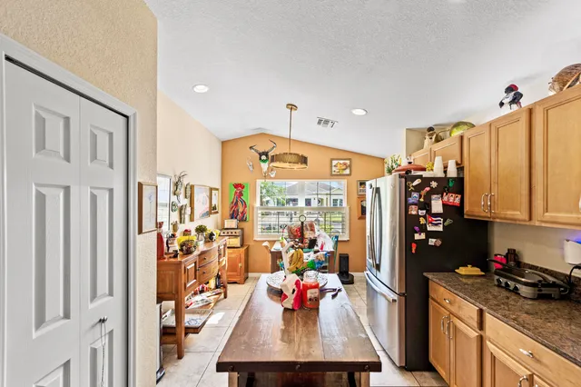 $405,900 | 661 Southeast 25th Drive, Okeechobee, FL 34974