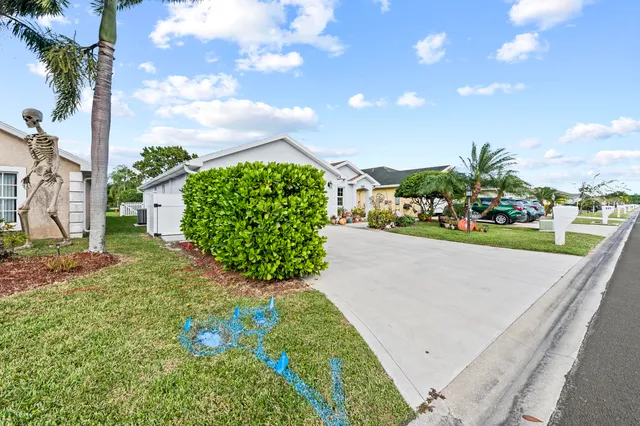 $405,900 | 661 Southeast 25th Drive, Okeechobee, FL 34974
