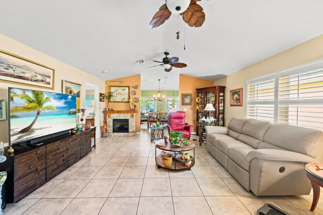 $405,900 | 661 Southeast 25th Drive, Okeechobee, FL 34974