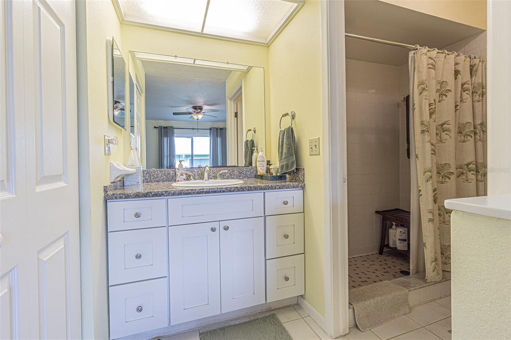 1130 Orange Tree Circle West, Unit C Palm Harbor, FL 34684 - Photo 15 of 32