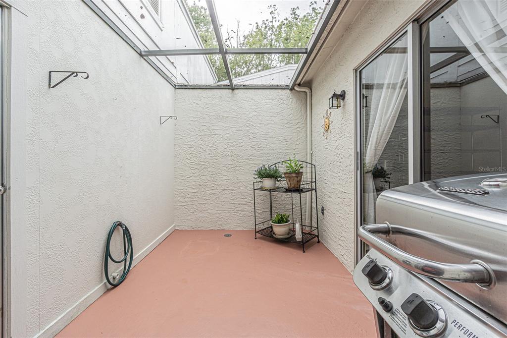 1130 Orange Tree Circle West, Unit C Palm Harbor, FL 34684 - Photo 20 of 32