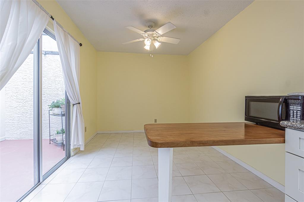 1130 Orange Tree Circle West, Unit C Palm Harbor, FL 34684 - Photo 10 of 32
