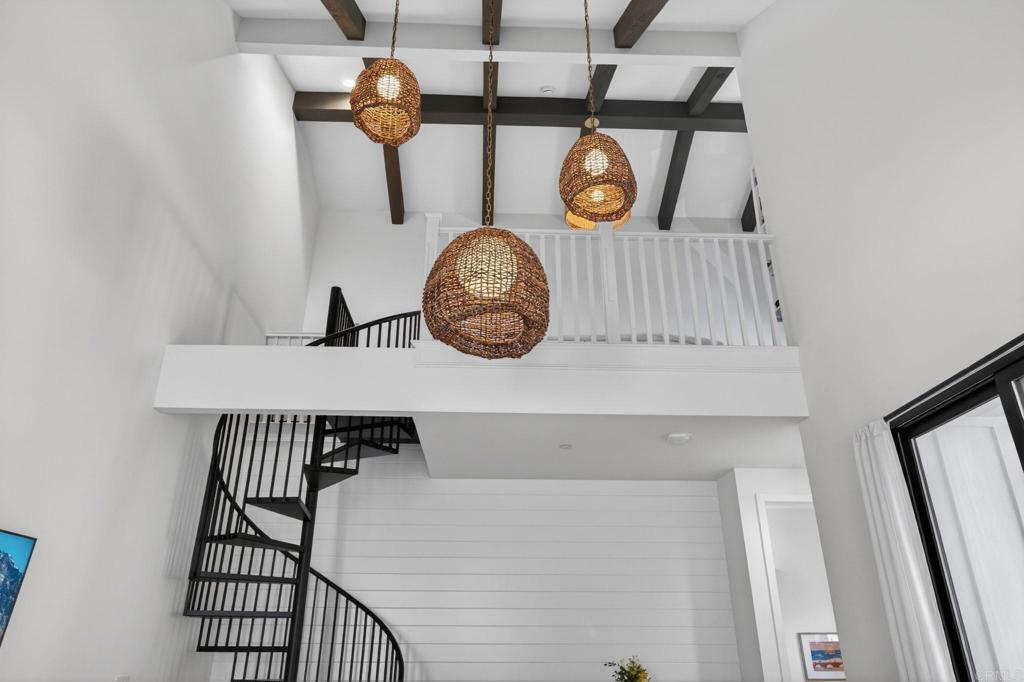 1303 Bergamo, Unit 201 Encinitas, CA 92024 - Photo 29 of 42 a view of entryway