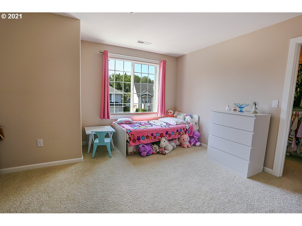 808 North 9th Way Ridgefield, WA 98642 - Photo 24 of 32
