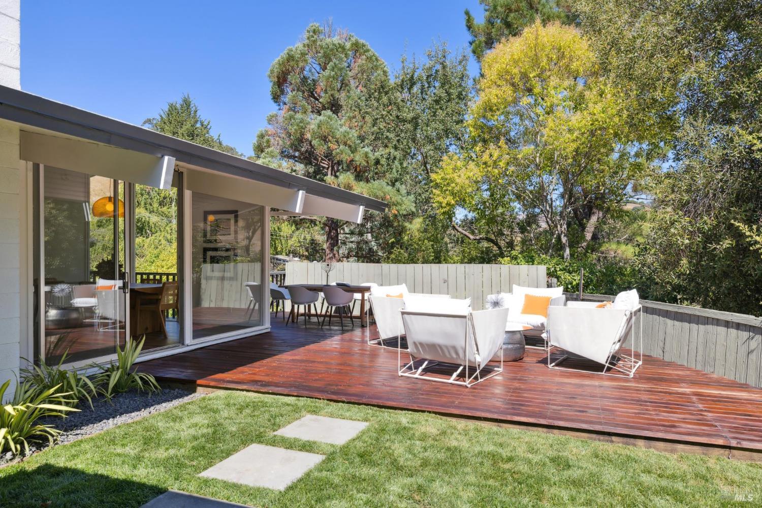 876 Las Ovejas Avenue San Rafael, CA 94903 - Photo 16 of 67