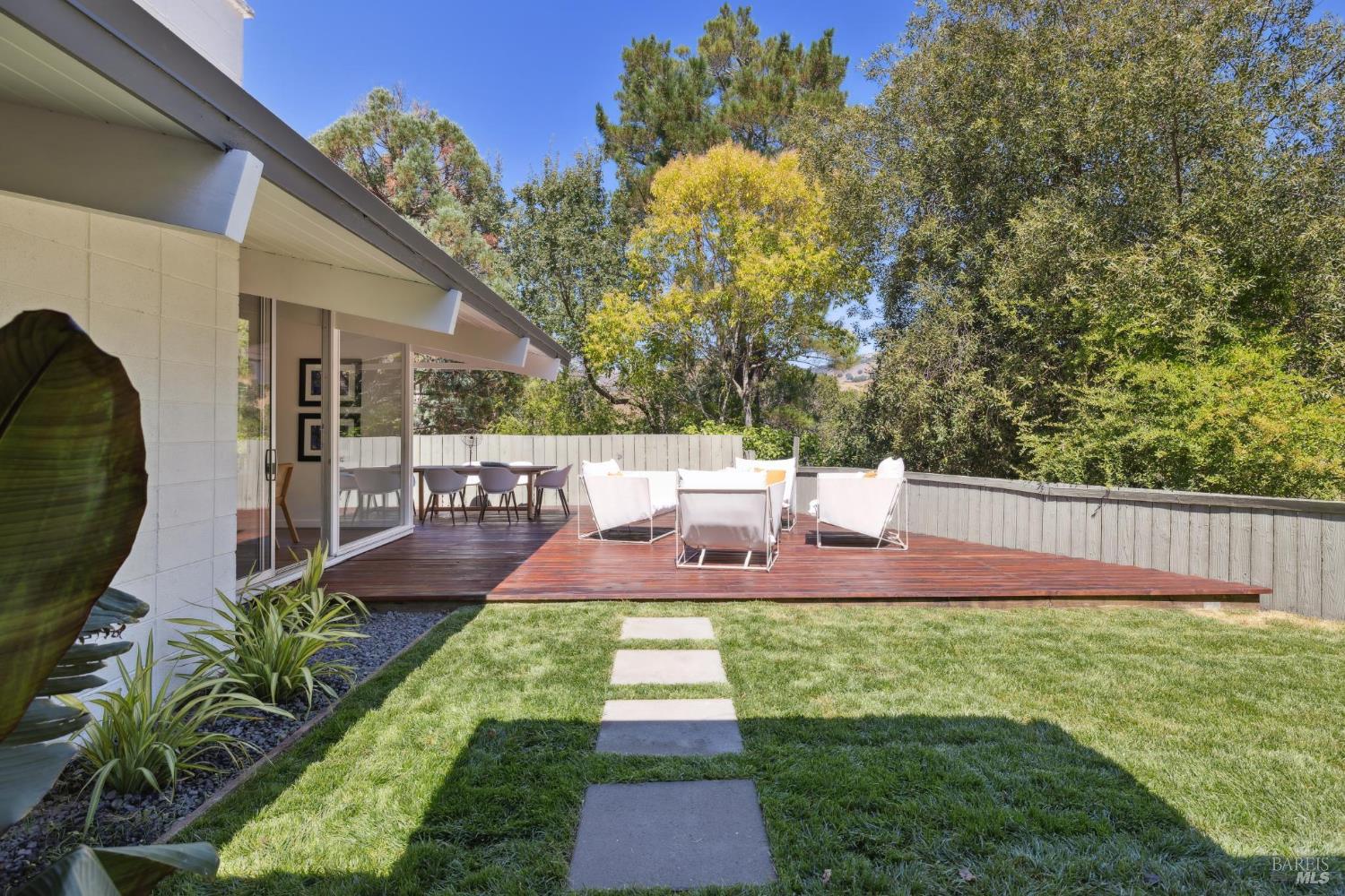 876 Las Ovejas Avenue San Rafael, CA 94903 - Photo 33 of 67