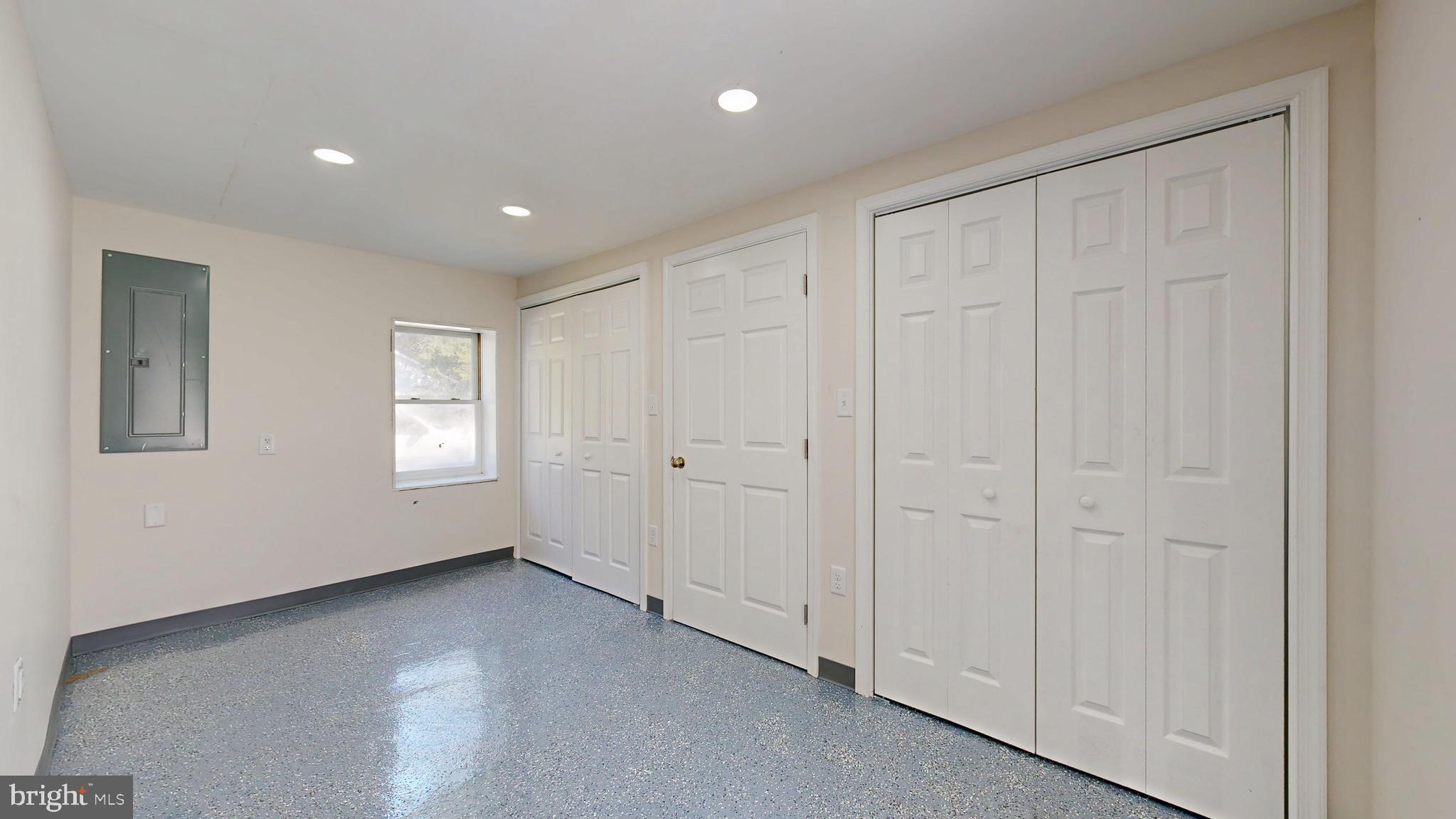 4640 Mahan Corner Road Marydel, DE 19964 - Photo 21 of 29 a view of a livingroom with an entryway