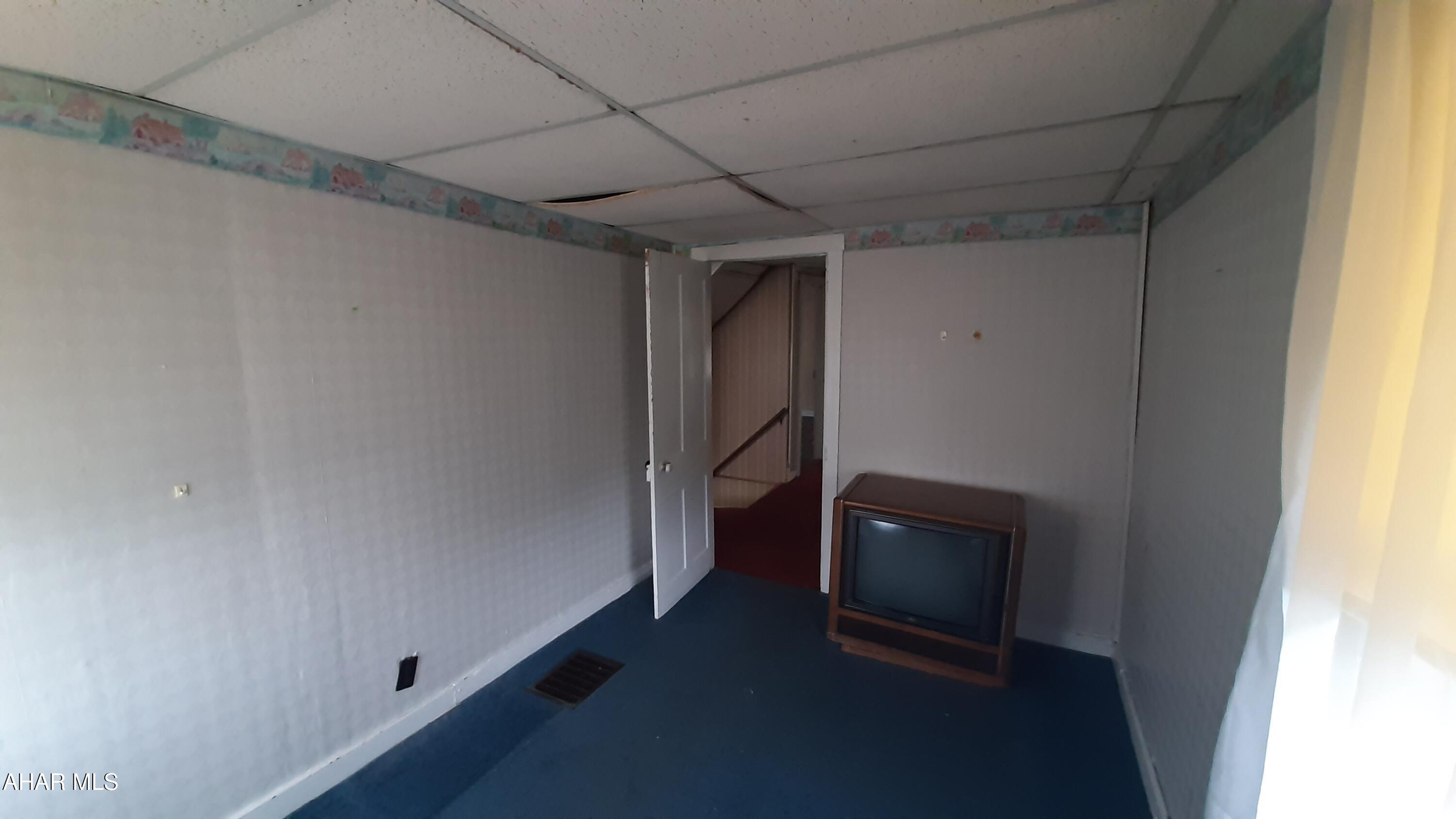 828 George Street Lilly, PA 15938 - Photo 14 of 29