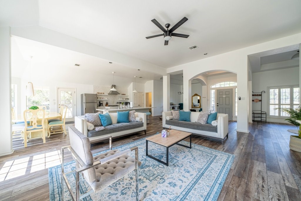 126 Twidwell Drive, Dripping Springs, TX 78620 Compass