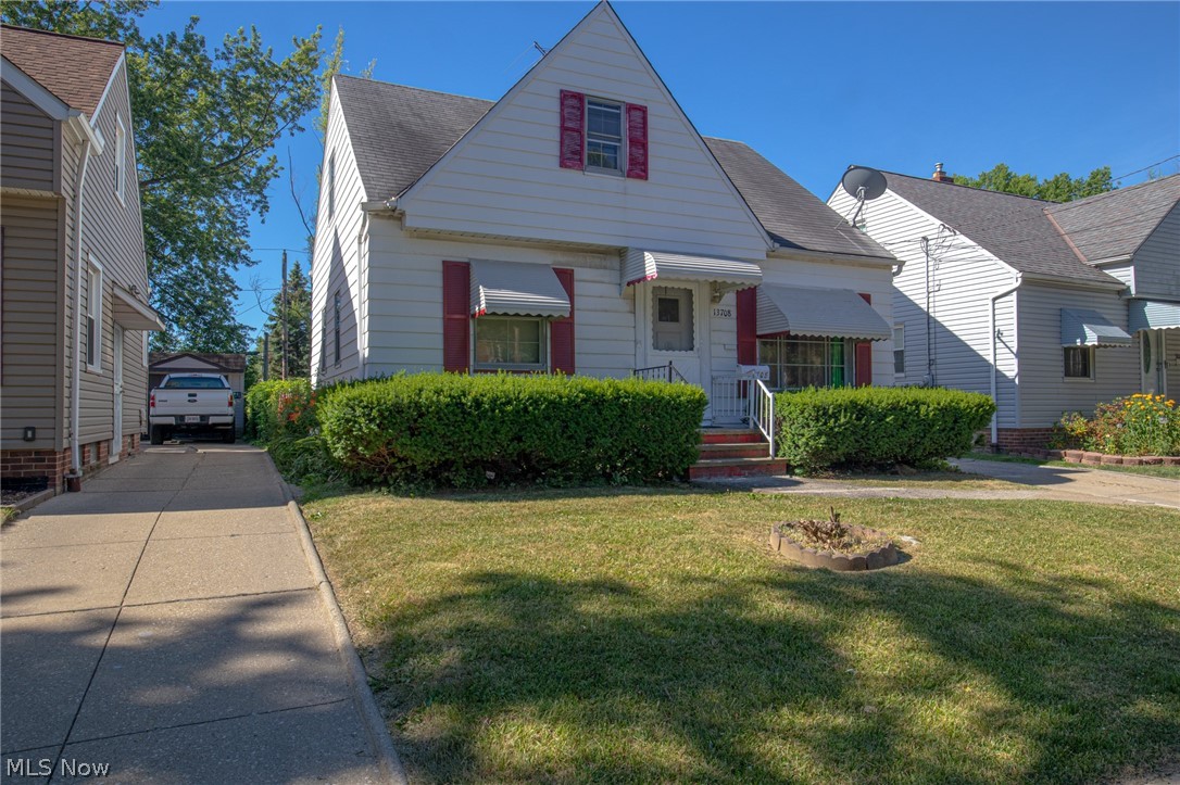 13708 Rockside Road Garfield Heights, OH 44125 - Photo 25 of 27