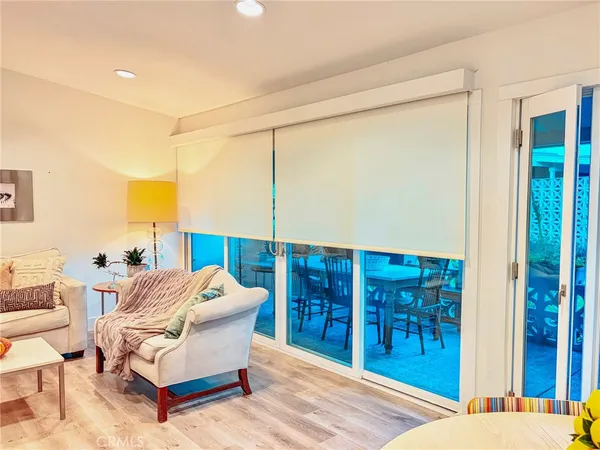$589,000 | 1340 Kenwood Road, Unit M7156J, Seal Beach, CA 90740