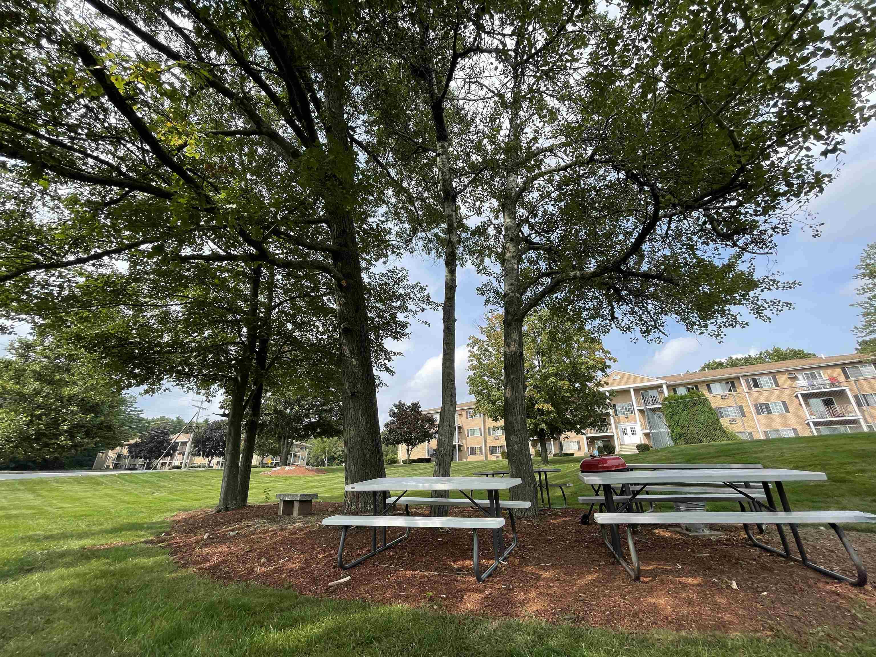 385 Huse Road, Unit 15 Manchester, NH 03103 - Photo 37 of 42