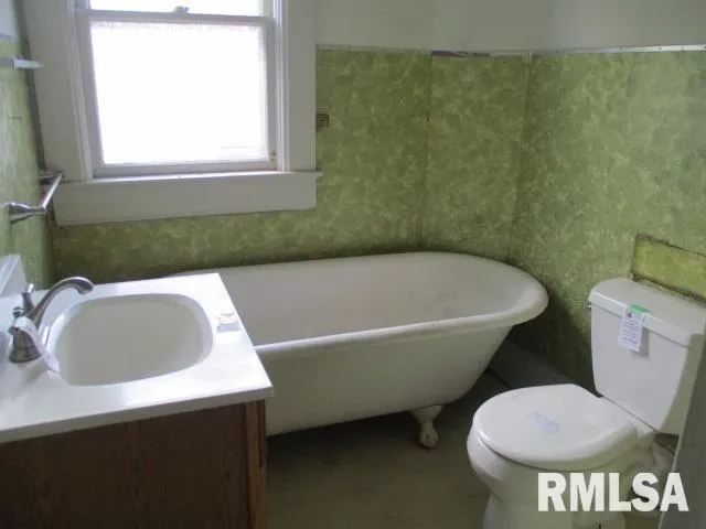 $63,750 | 241 North Chambers Street, Galesburg, IL 61401