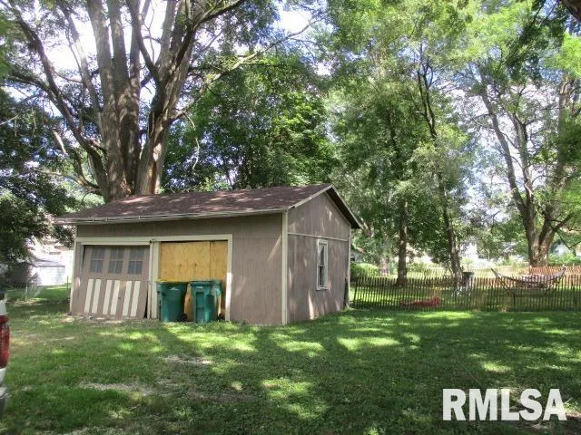 $63,750 | 241 North Chambers Street, Galesburg, IL 61401