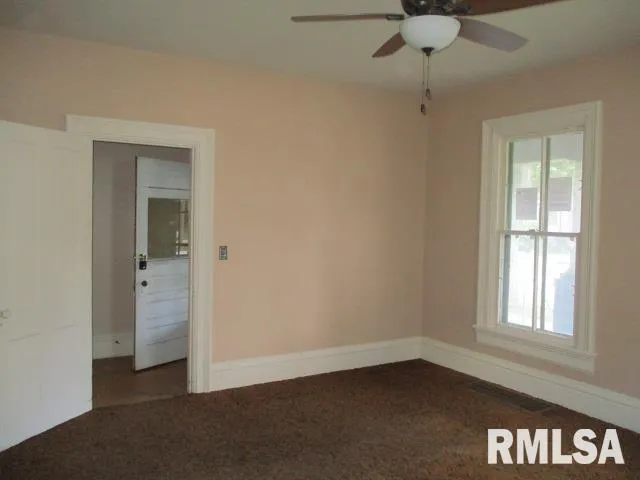 $63,750 | 241 North Chambers Street, Galesburg, IL 61401