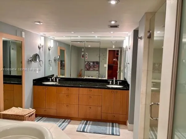 $1,550,000 | 1111 Crandon Boulevard, Unit C902, Key Biscayne, FL 33149