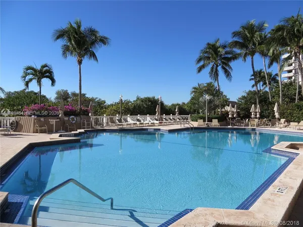 $1,550,000 | 1111 Crandon Boulevard, Unit C902, Key Biscayne, FL 33149
