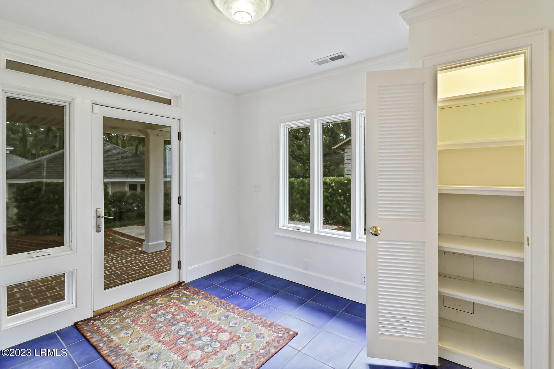 71 Fort Fremont Road St. Helena Island, SC 29920 - Photo 19 of 50 Foyer and Pantry