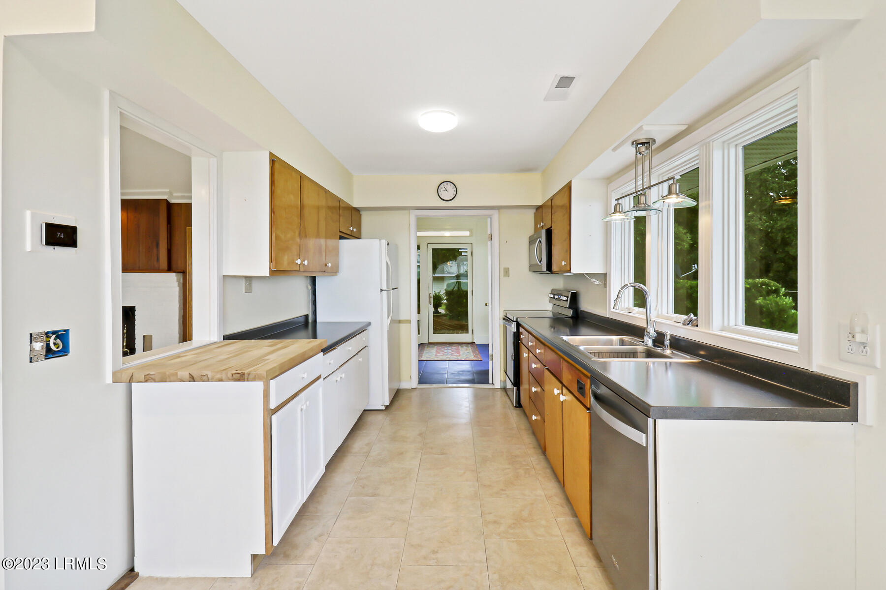 71 Fort Fremont Road St. Helena Island, SC 29920 - Photo 21 of 50 Kitchen